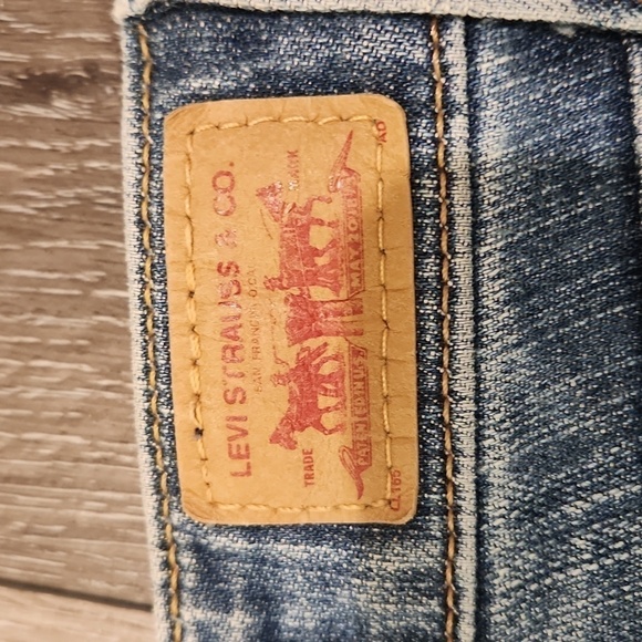 524 Levis Jeans - Picture 5 of 6
